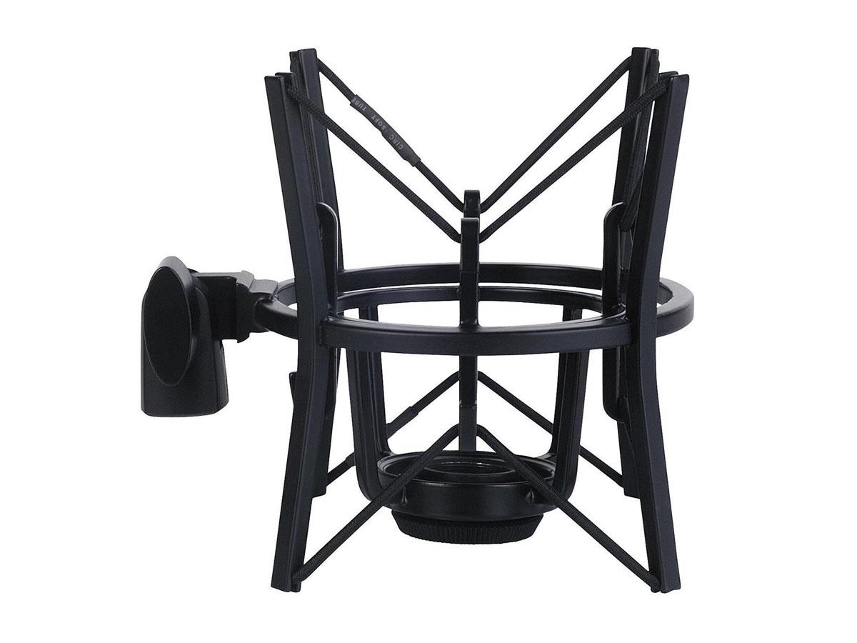 AKG P420 Kondensatormikrofon, Stormembran, Multikarakteristikk med koffert og tilbehør