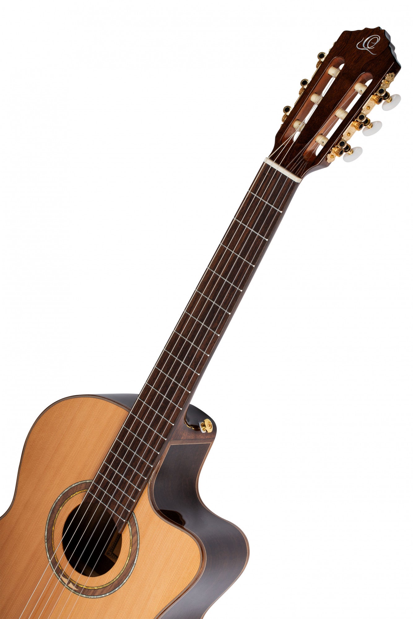Ortega RCE159MN 4/4 Size, med mik, Medium neck klassisk gitar