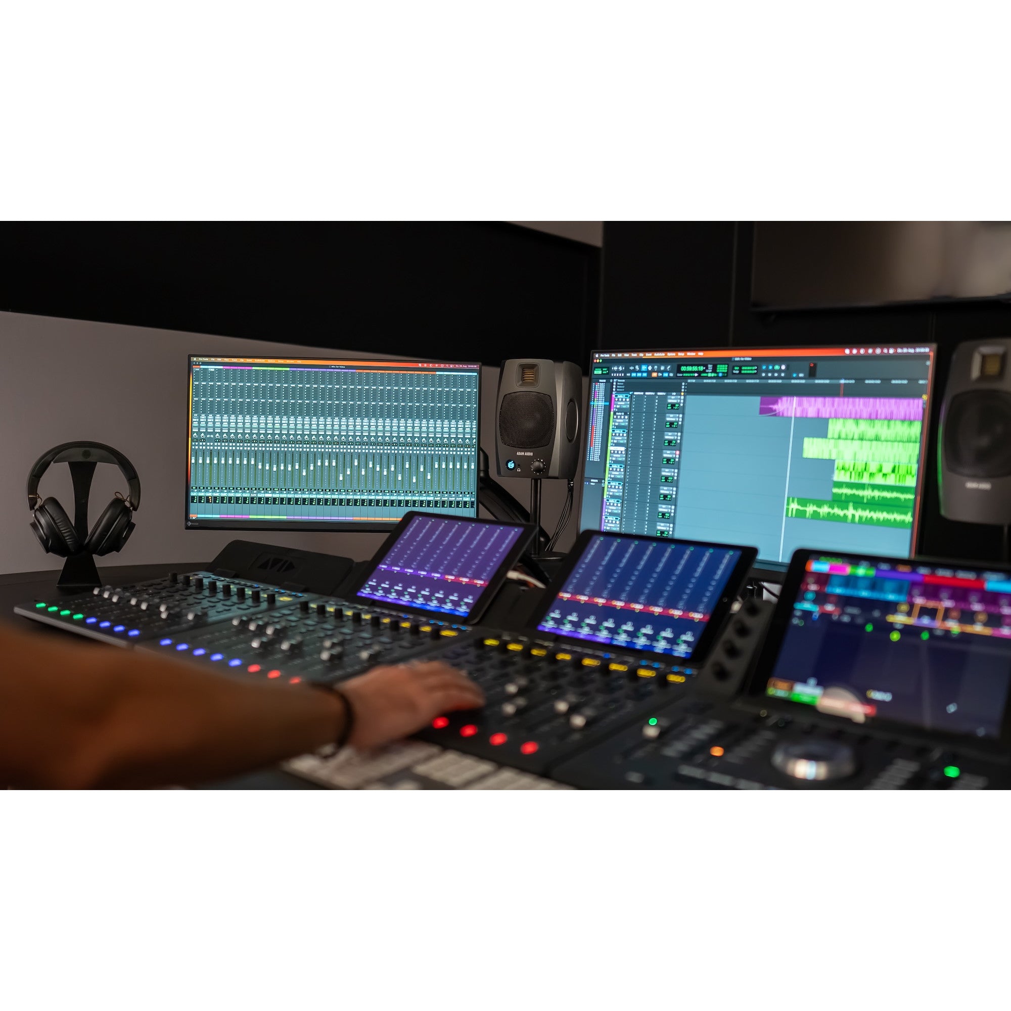 Adam Audio D3V Black Active Desktop Monitoring System, 3,5 inch