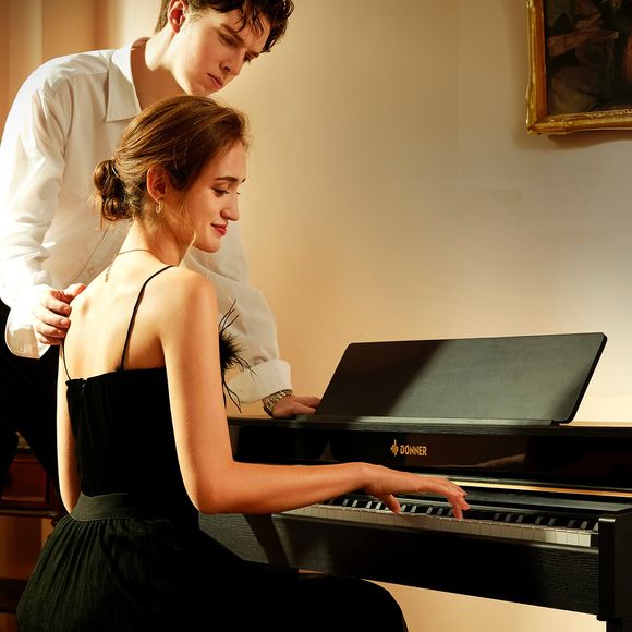 Donner DDP-400 el-piano , sort møbel