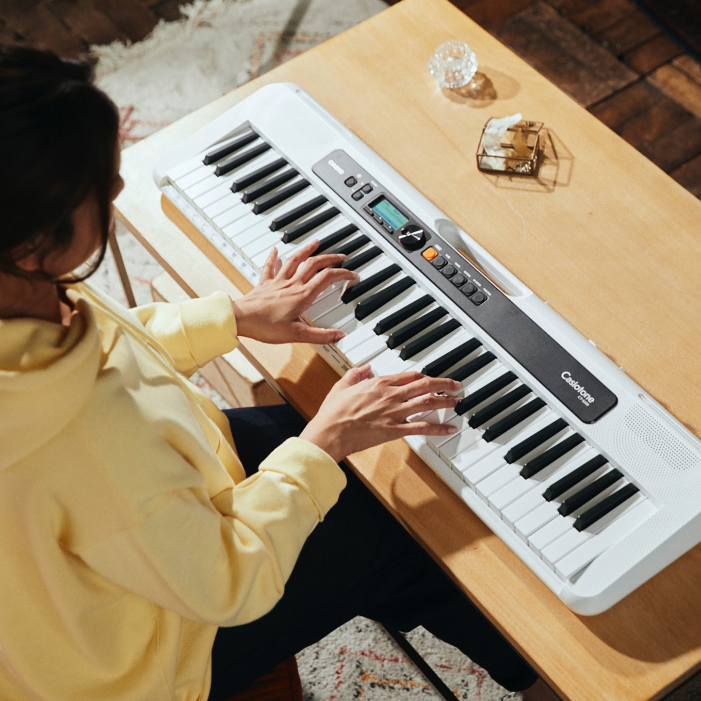 Casio CT-S200WH keyboard