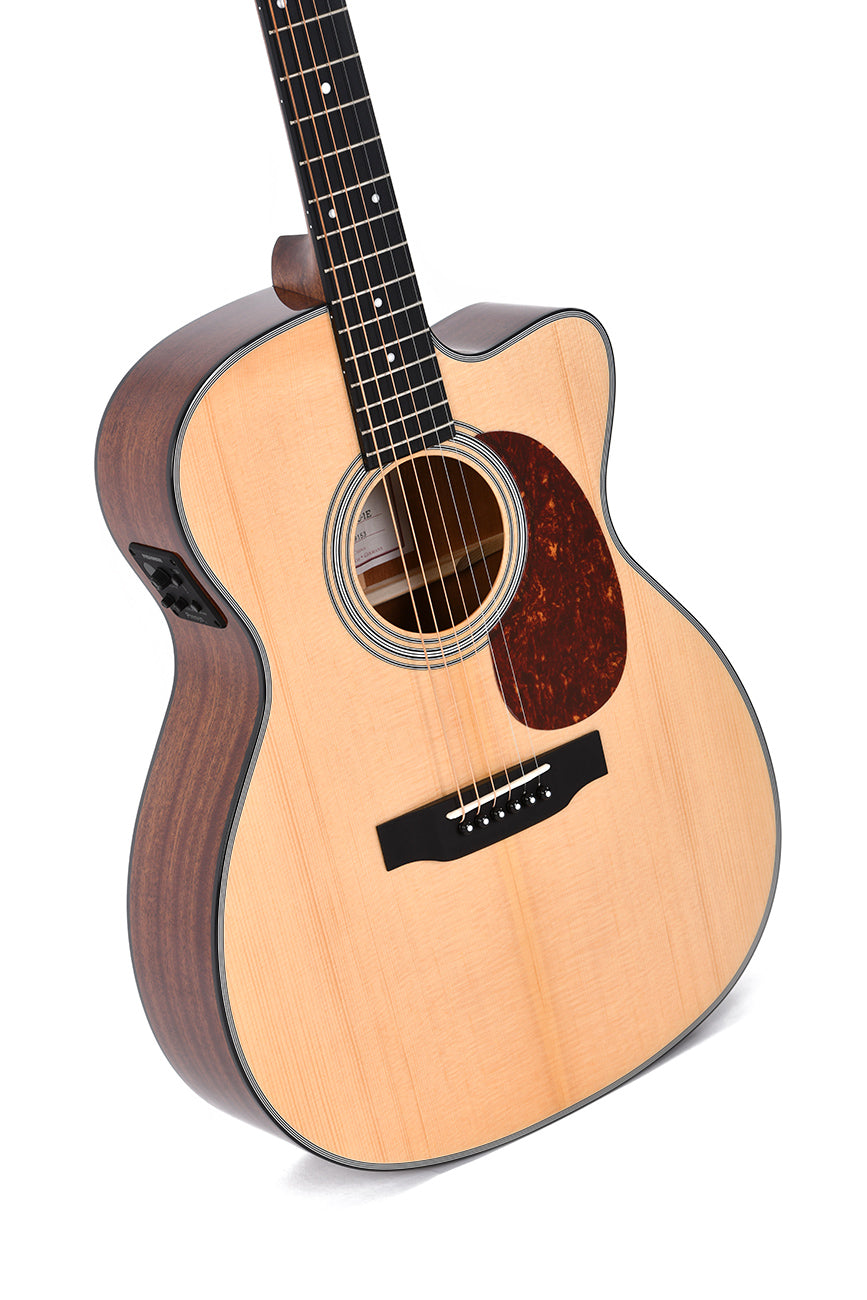 Sigma 000MC-1E akustisk gitar med Fishman Presys